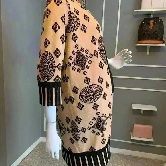 Chicos - Picture 5 of 11